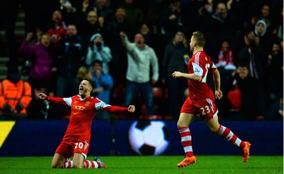 Arsenal cay đắng mất điểm trước Southampton