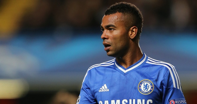Sau Mata, M.U lại âm mưu “hút máu” Chelsea