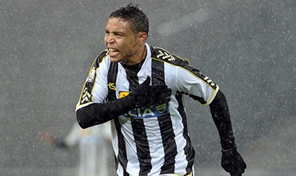 Muriel tỏa sáng, Udinese đánh bại Fiorentina