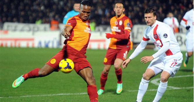 Drogba phủ nhận sẽ sang Mỹ chơi bóng