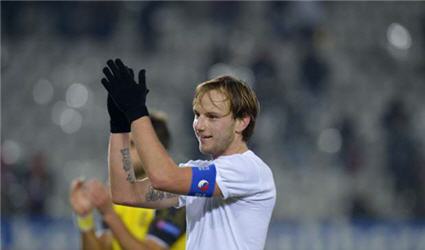 Martino xác nhận Barca muốn có Rakitic