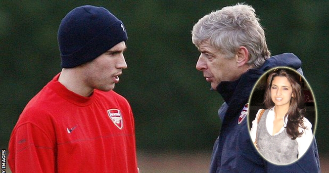 Tiết lộ: HLV Wenger 3 lần lén lút gặp vợ Van Persie