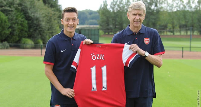 HLV Arsene Wenger quyết cho Ozil nghỉ ngơi