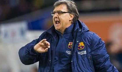 HLV Martino: 'Barca cần phải thức tỉnh sau thất bại này'