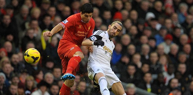 Liverpool giành chiến thắng nghẹt thở trước Swansea