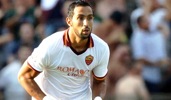 MU nhắm trung vệ AS Roma thay Vidic