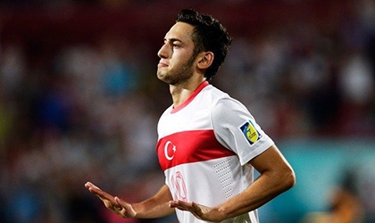 AS Roma mua sao trẻ thay Pjanic?