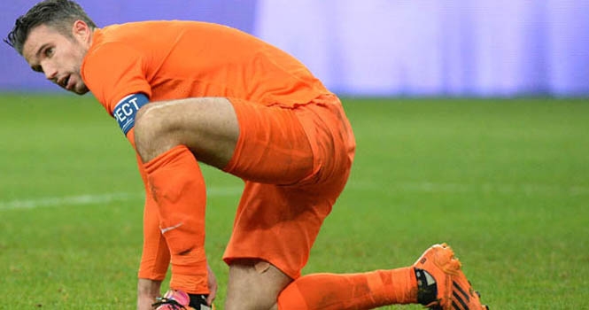 David Moyes ngạc nhiên vì Van Persie... chơi đủ 90 phút