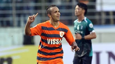 Đánh bại Yangon Utd, V.Ninh Bình vươn lên đứng đầu bảng G