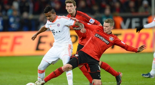 Vòng 25 Bundesliga: Bayern phá tan kỷ lục của Arsenal