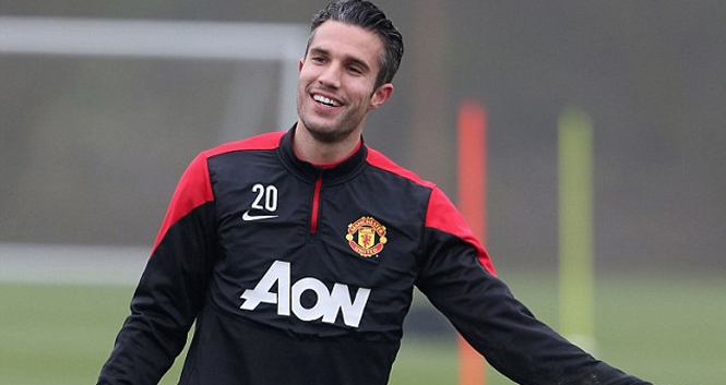 Robin van Persie tuyên bố sẽ ở lại Man Utd
