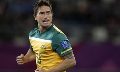 Harry Kewell tuyên bố giã từ nghiệp 'quần đùi áo số'