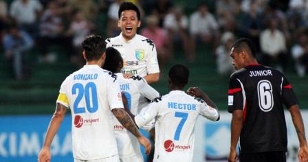 Samson lập hat-trick, Hà Nội T&T đại thắng ĐT.Long An