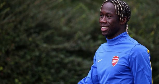 HLV Arsene Wenger quyết phá lệ vì Bacary Sagna