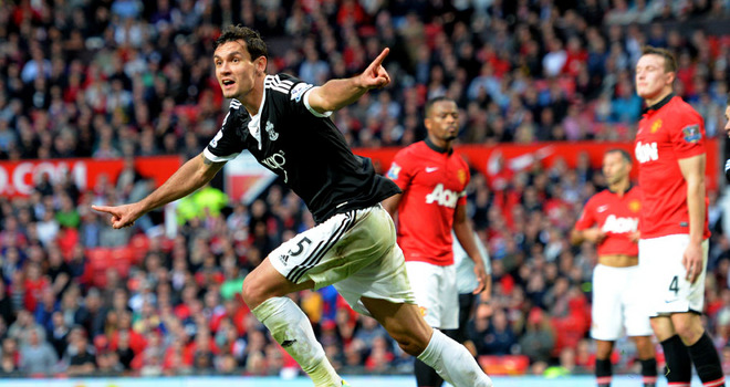 Man Utd sắp bị Liverpool qua mặt trên thị trường chuyển nhượng