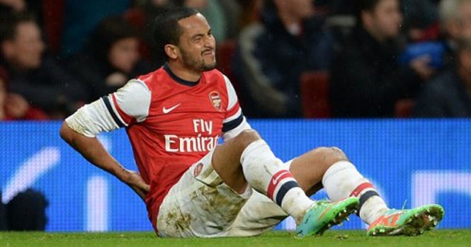 Walcott là nguyên nhân khiến Arsenal mất chức vô địch NHA