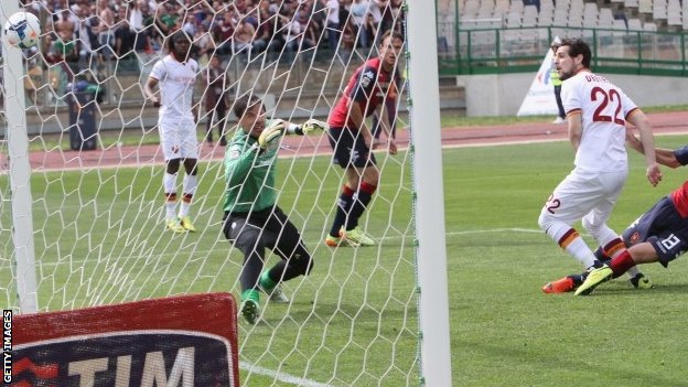 Video bàn thắng: Cagliari 1-3 Roma (VĐQG Italia 2013/14)