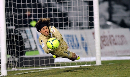 AC Milan quyết tìm người thay thế 'cụ nội' Abbiati