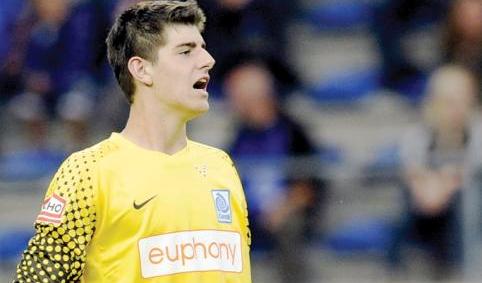 Tiếc tiền, Atletico Madrid đành hy sinh Courtois