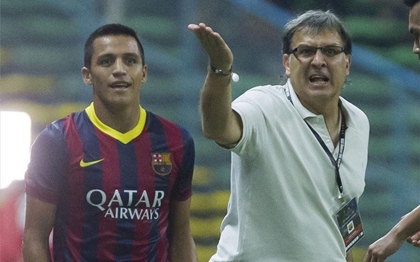 Alexis Sanchez phủ nhận xung đột với Tata Martino