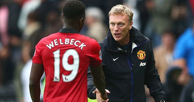 David Moyes năn nỉ Danny Welbeck ở lại