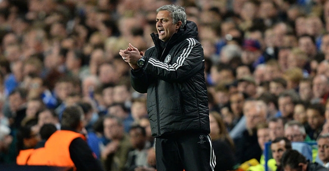 Mourinho cay đắng thừa nhận Chelsea đã có một mùa giải trắng tay
