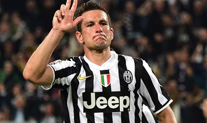Juventus lên ngôi bằng chiến thắng tối thiểu trước Atalanta