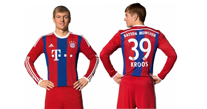 Bayern ra mắt áo đấu mùa giải 2014/15 giống Barca