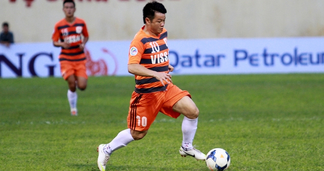 Giúp Ninh Bình vào tứ kết AFC Cup, Văn Quyến hoãn giải nghệ