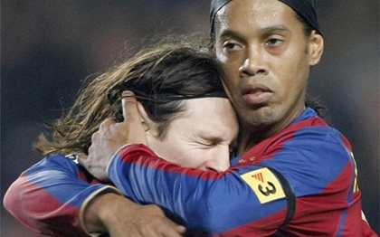 Khi Ronaldinho nói về Lionel Messi và Cristiano Ronaldo