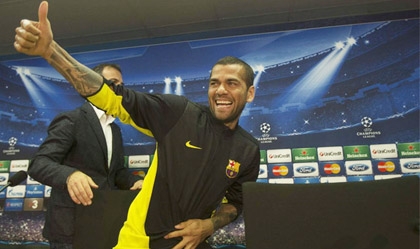 Dani Alves: 'Luis Enrique đã đến CLB tốt nhất thế giới'