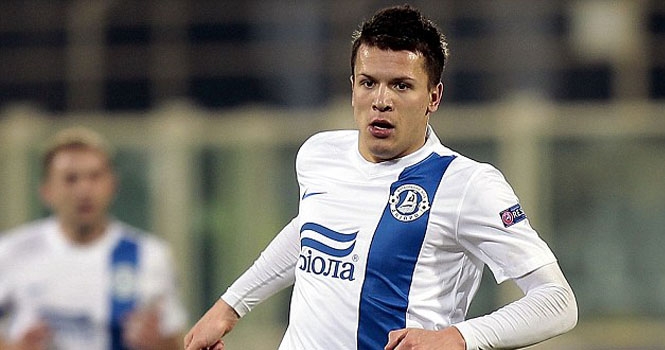 Man Utd giành giật tài năng Konoplyanka với Liverpool và Tottenham