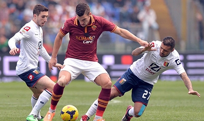 Strootman sẽ không đến Man United