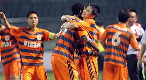 Các đội bóng V-League “thiết quân luật” trong mùa World Cup