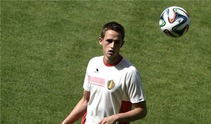 Real Madrid ra giá chiêu mộ Adnan Januzaj của Man United