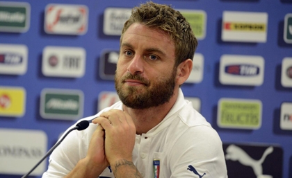 Daniele De Rossi lo sợ Italia đi vào vết xe đổ của Uruguay