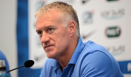 HLV Deschamps vẫn chưa hết ‘cay’ sau thất bại trước ĐT Đức