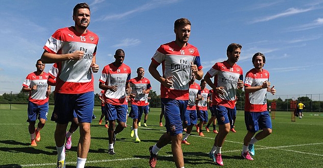 Arsenal chào đón ‘tân binh’ trong buổi tập đầu tiên