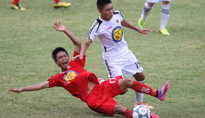 VIDEO U17 Thừa Thiên Huế 1-2 U17 Bình Định: Chủ nhà bị loại sớm