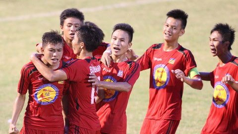 Thua ngược 1-2 trước U17 Bình Định, chủ nhà U17 Huế bị loại sớm