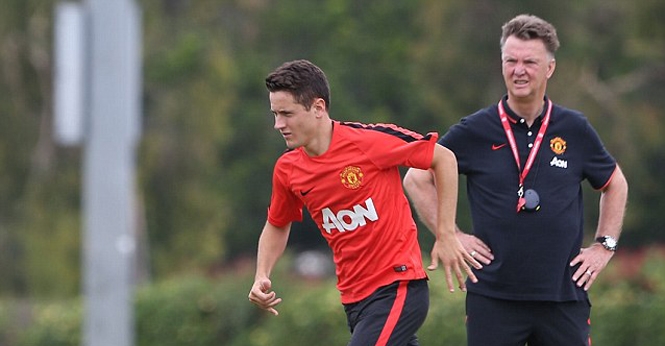 Van Gaal quyết chiêu mộ thêm 2 tân binh cho Man Utd