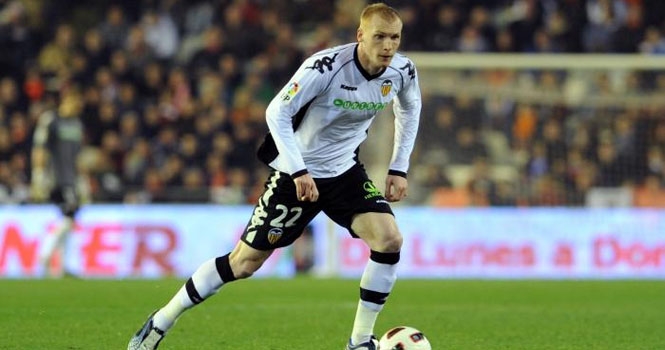Barca CHÍNH THỨC chiêu mộ thành công Jeremy Mathieu
