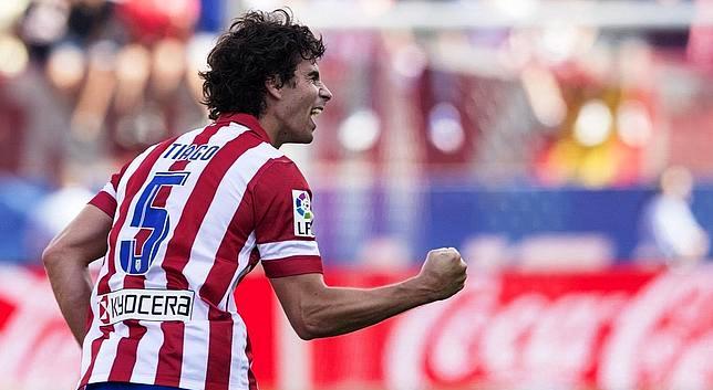 Tiago Mendes, mục tiêu của Chelsea gia hạn hợp đồng với Atletico Madrid
