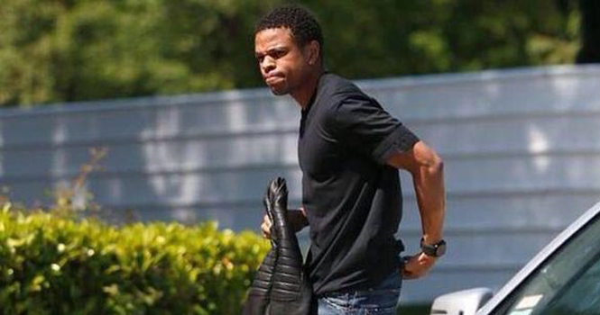 Loic Remy kiểm tra y tế trước khi ký hợp đồng với Liverpool