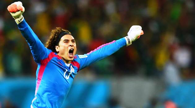 Bỏ qua Arsenal và Liverpool, thủ môn Ochoa gia nhập Malaga