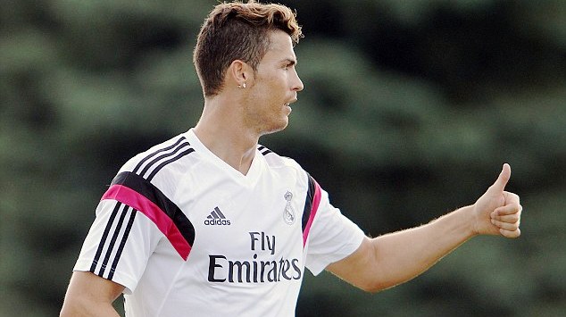 Ronaldo tích cực tập luyện, 90% ra sân gặp Man United
