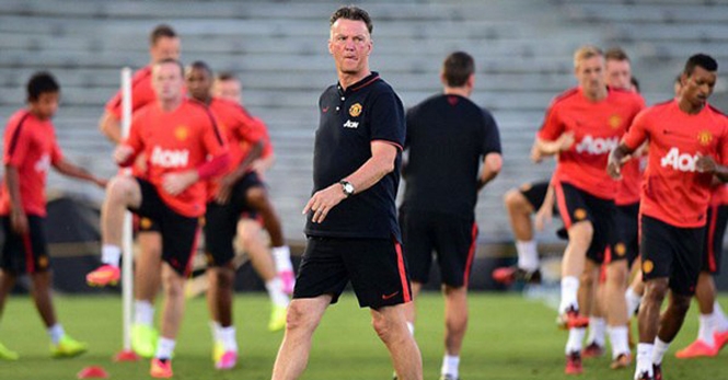 Bất ngờ: Van Gaal bóng gió khả năng không mua thêm cầu thủ