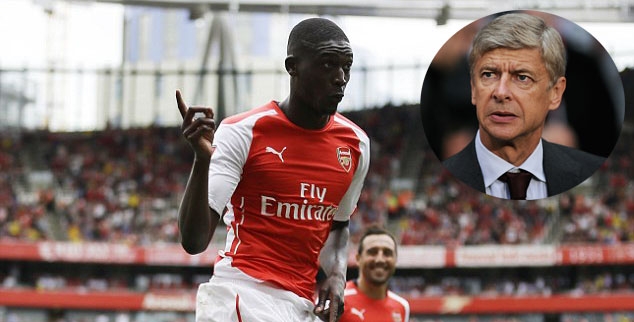 HLV Wenger sốc khi Yaya Sanogo lập “poker”