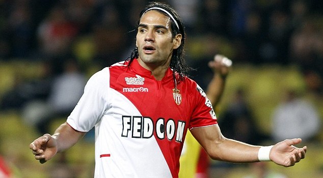 Rộ tin đồn Falcao gia nhập Man City