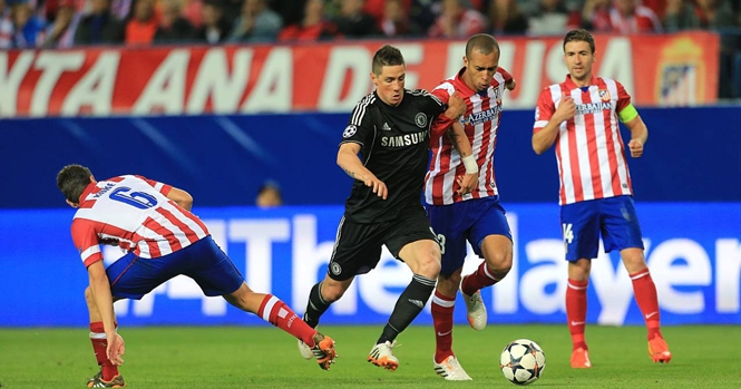 Atletico Madrid gạ đổi Miranda cho Chelsea